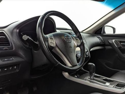 Used 2013 Nissan Altima 2.5 SL w/ Technology Pkg FWD image 22