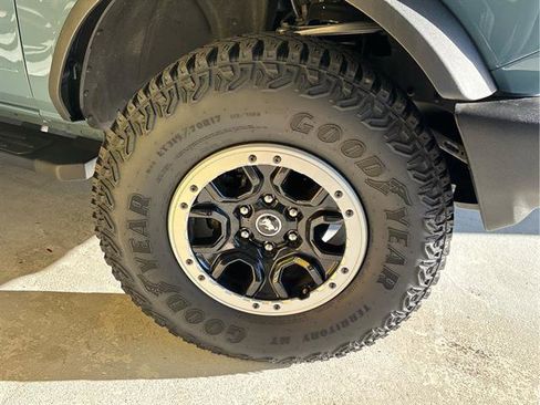 Used 2022 Ford Bronco Big Bend w/ Sasquatch Package image 40