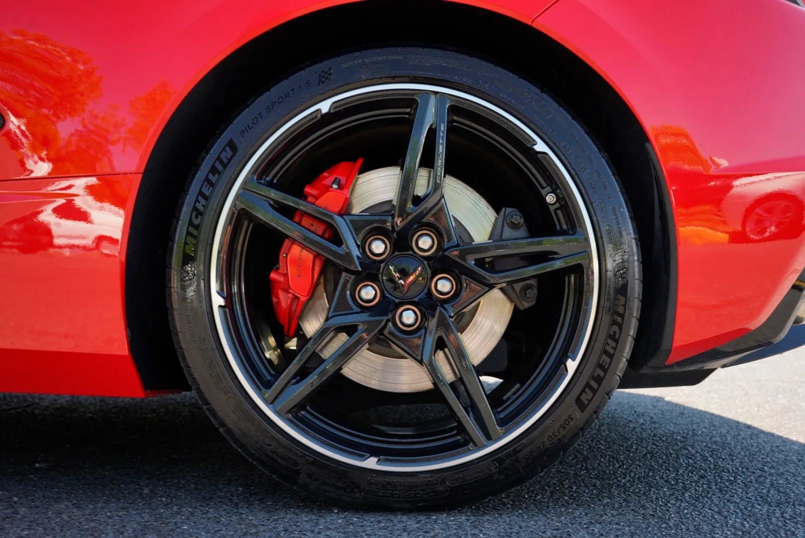 Used 2020 Chevrolet Corvette Stingray Premium Cpe w/ 3LT Preferred Equipment Group RWD image 26