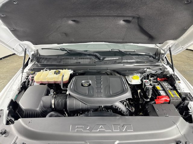 Used 2025 RAM 1500 Limited AWD/4WD image 37