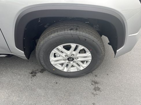 New 2026 Toyota Tundra SR5 AWD/4WD image 10