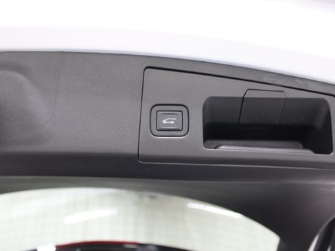 Certified 2023 Cadillac XT4 Premium Luxury w/ Enhanced Visibility Package FWD image 25