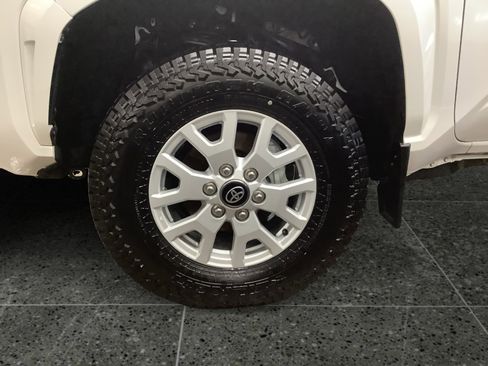 Certified 2024 Toyota Tacoma SR5 image 14