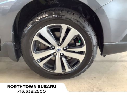 Used 2018 Subaru Outback 2.5i Limited AWD/4WD image 24