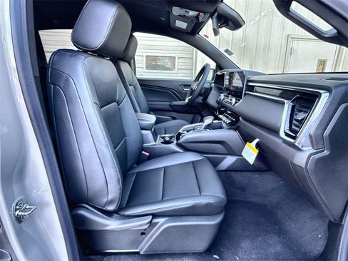 New 2026 GMC Canyon Elevation w/ Convenience Package image 26