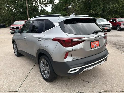 Used 2021 Kia Seltos S FWD image 8