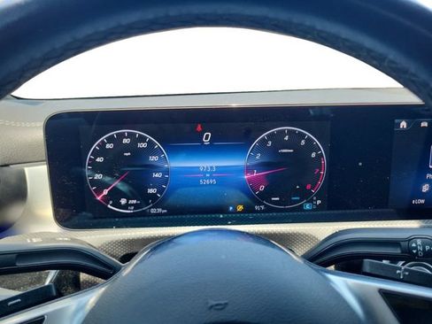 Used 2025 Mercedes-Benz CLA 250 image 14