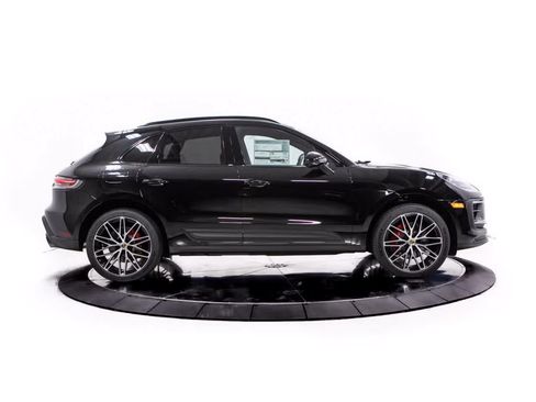 Certified 2026 Porsche Macan S AWD/4WD image 8