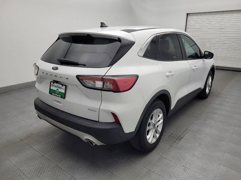 Used 2020 Ford Escape SE FWD image 9