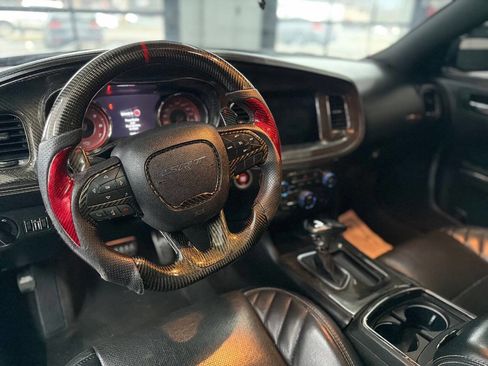 Used 2019 Dodge Charger SRT Hellcat w/ Harman/Kardon Audio Group image 8