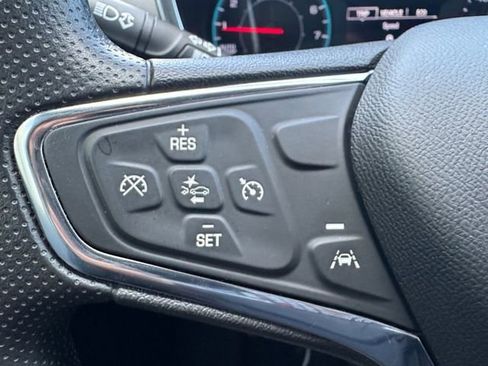 Used 2021 Chevrolet Equinox LS w/ LS Convenience Package image 7