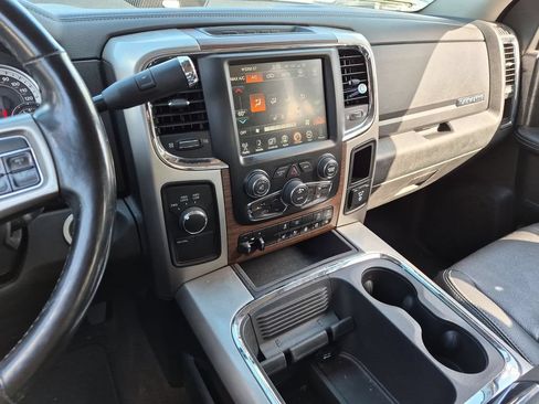 Used 2017 RAM 3500 Laramie AWD/4WD image 19