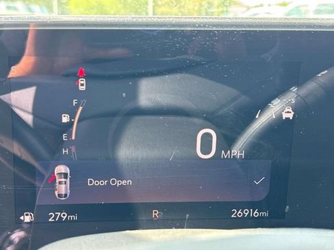 Used 2024 Buick Encore GX Preferred w/ Comfort Package FWD image 33