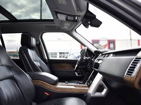 Used 2019 Land Rover Range Rover image 30