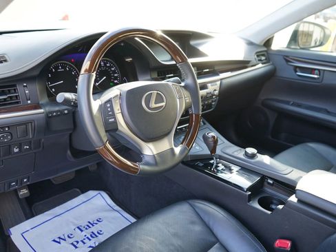 Used 2013 Lexus ES 350 FWD image 8