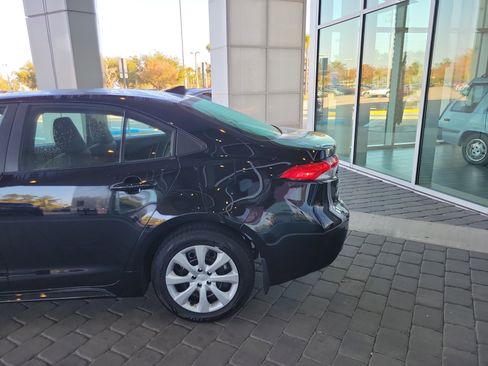 Certified 2025 Toyota Corolla LE image 4