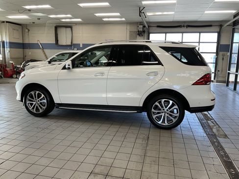 Used 2017 Mercedes-Benz GLE 350 4MATIC image 4