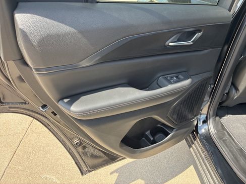 New 2025 Jeep Grand Cherokee Laredo X w/ Luxury Tech Group I image 25