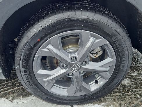 Certified 2026 Honda HR-V LX image 3