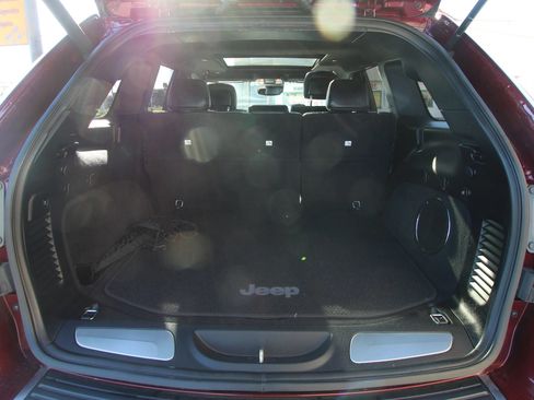 Used 2019 Jeep Grand Cherokee Summit AWD/4WD image 13