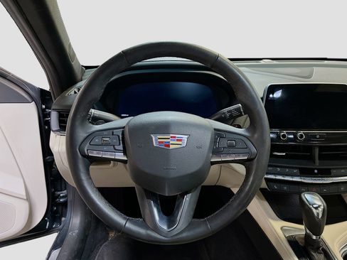 Used 2025 Cadillac CT4 Premium Luxury RWD image 11