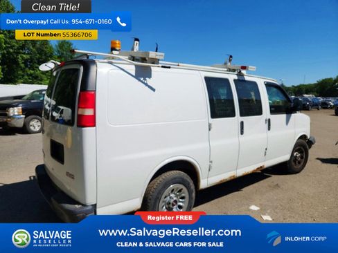 Used 2014 GMC Savana 1500 AWD image 4