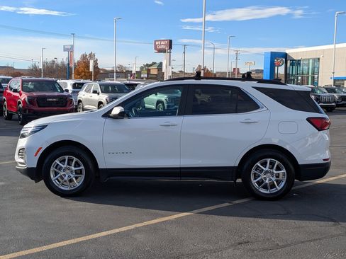 Used 2024 Chevrolet Equinox LT w/ LPO, Floor Liner Package image 6