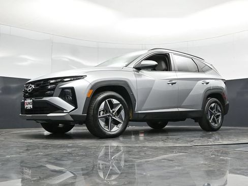 Used 2025 Hyundai Tucson SEL AWD/4WD image 58