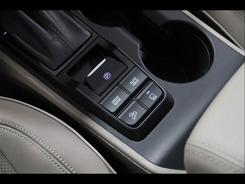 Used 2020 Hyundai Tucson Limited AWD/4WD image 16