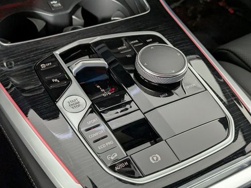 Used 2024 BMW X5 xDrive40i w/ M Sport Package image 40