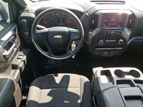 Used 2020 Chevrolet Silverado 1500 Custom w/ Custom Value Package AWD/4WD image 11