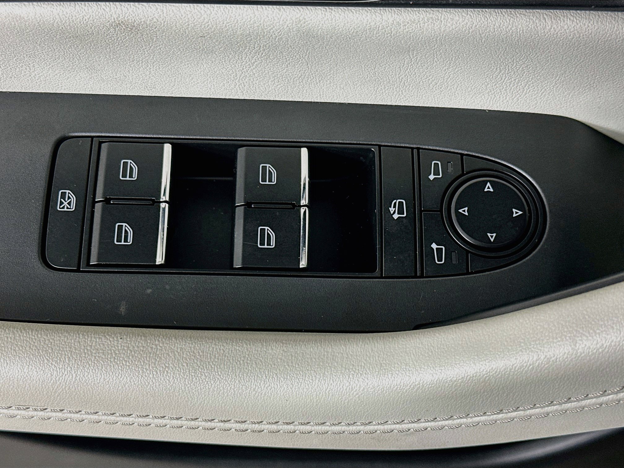 Used 2025 MAZDA CX-90 Plug-In Hybrid w/ Premium Plus AWD/4WD image 15