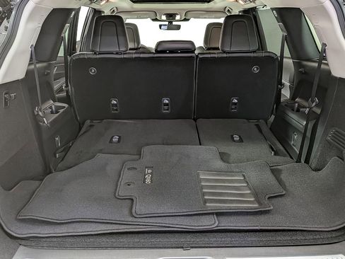 Used 2023 INFINITI QX60 Luxe w/ Performance Audio Package image 48