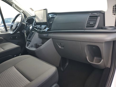 Used 2024 Ford Transit 350 XLT image 11
