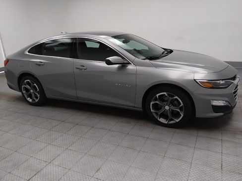 Used 2023 Chevrolet Malibu LT FWD image 11