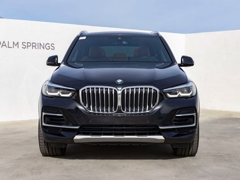 Used 2023 BMW X5 xDrive40i w/ Premium Package image 4