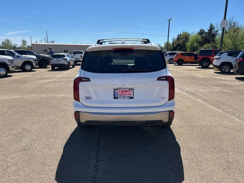 Used 2025 Kia Telluride S image 4