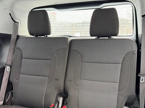 Used 2021 GMC Acadia SLE w/ Driver Convenience Package image 6