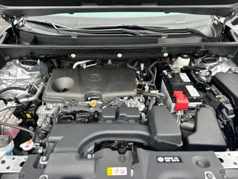 Certified 2025 Toyota RAV4 LE AWD/4WD image 25