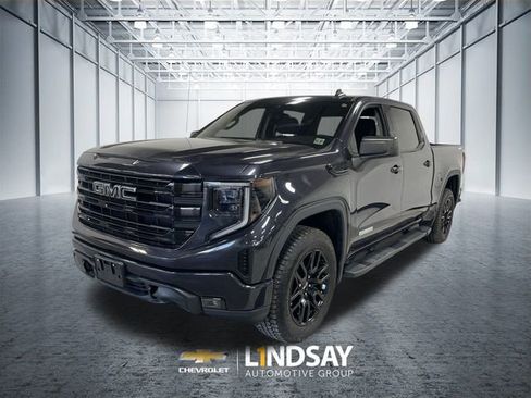 Certified 2022 GMC Sierra 1500 Elevation w/ LPO, Elevation Black Package image 1
