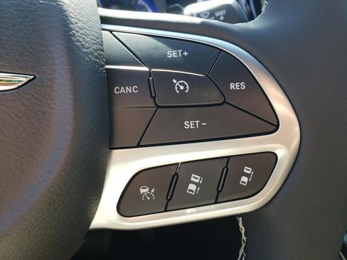 New 2026 Chrysler Voyager LX image 20