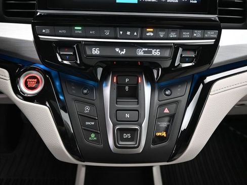 New 2026 Honda Odyssey Touring image 21