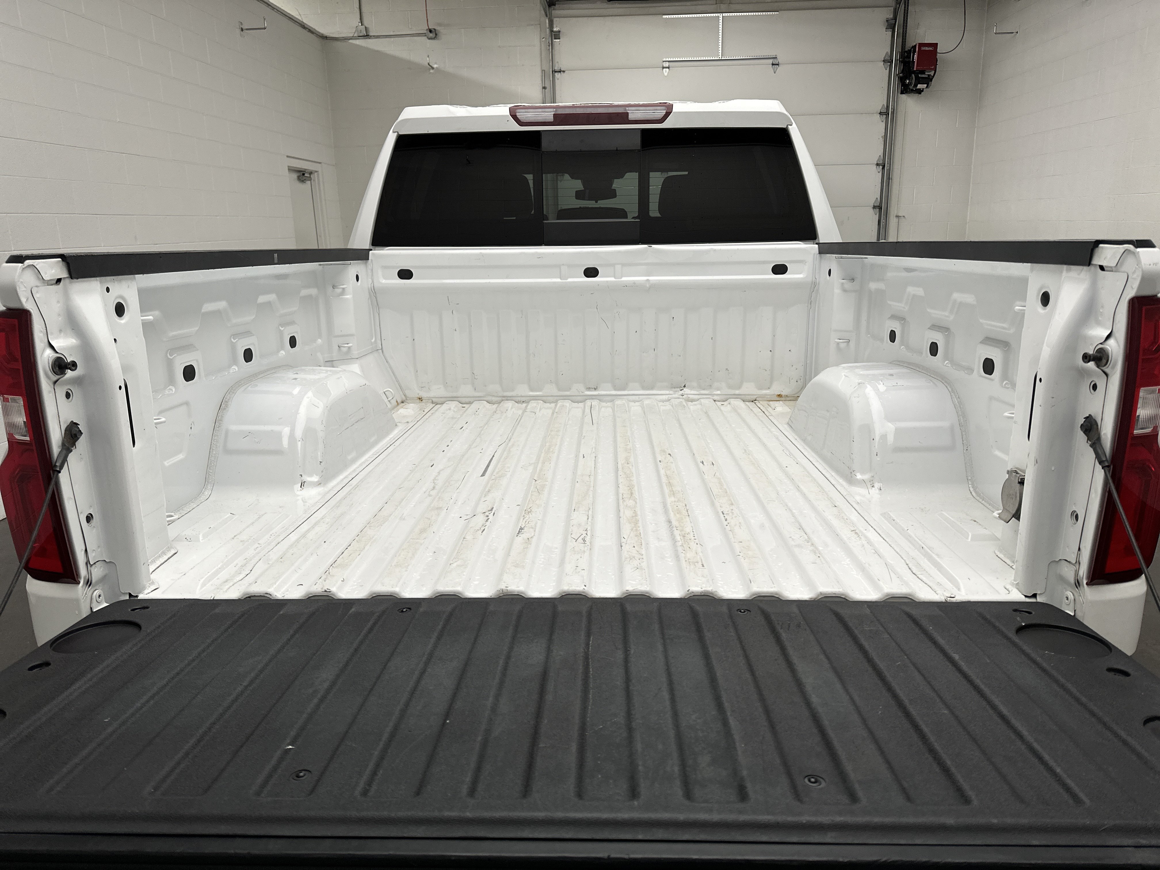 Used 2022 Chevrolet Silverado 1500 LT Trail Boss w/ Convenience Package II AWD/4WD image 14