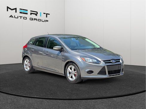 Used 2014 Ford Focus SE FWD image 1