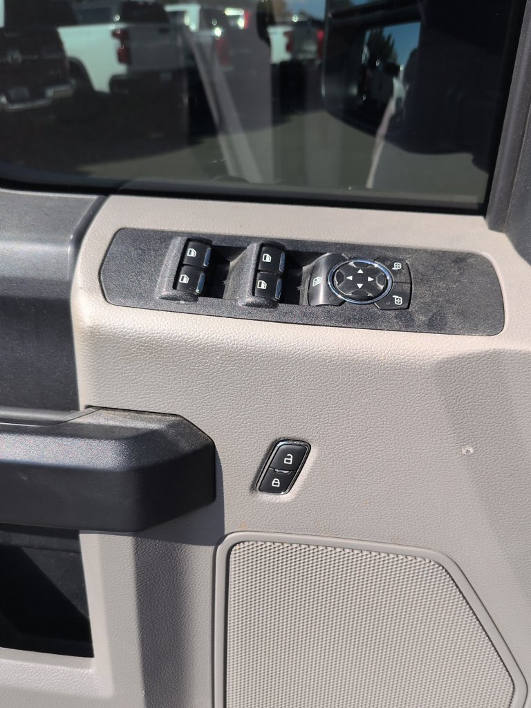 Used 2021 Ford F250 XL w/ Power Equipment Group RWD image 16