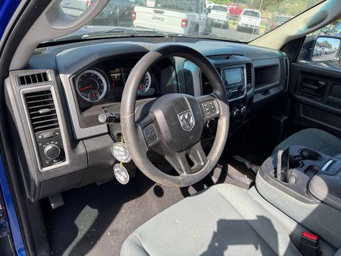 Used 2018 RAM 1500 ST w/ SXT Appearance Group AWD/4WD image 13