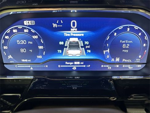 Used 2024 Chevrolet Silverado 2500 LT w/ Convenience Package image 11