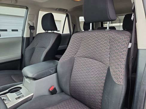 Used 2013 Toyota 4Runner SR5 w/ Convenience Pkg image 23