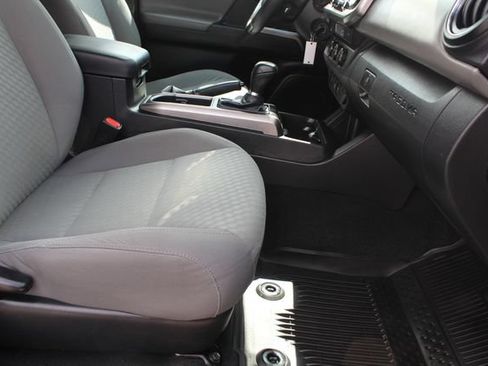 Certified 2021 Toyota Tacoma SR5 RWD image 27