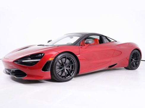 Used 2020 McLaren 720S Spider RWD image 18